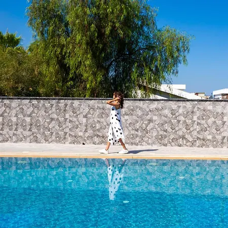 Hotel Suya Near Merit Casinos By Holidaykeys *